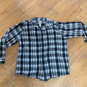Men's Black and White Plaid Casual Button Down Shirt